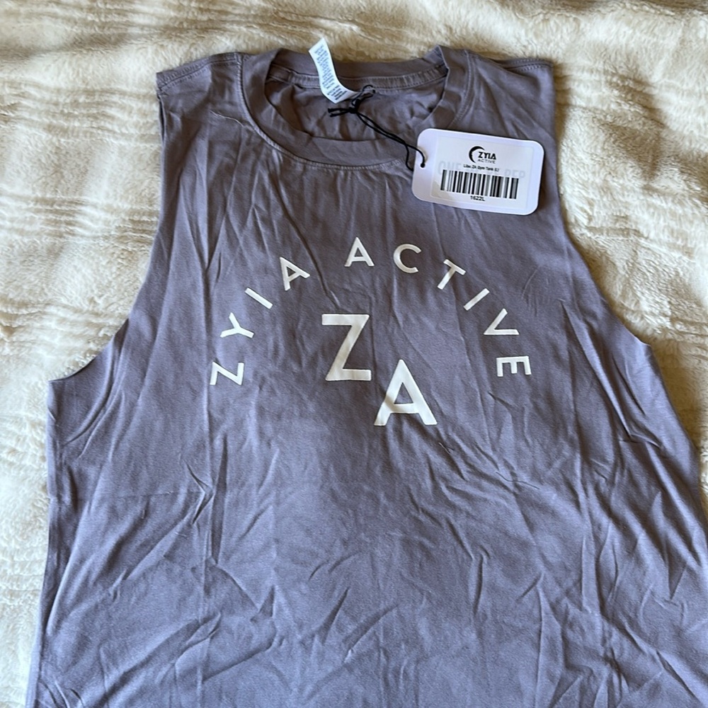 NWT and bag ZYIA women’s tank